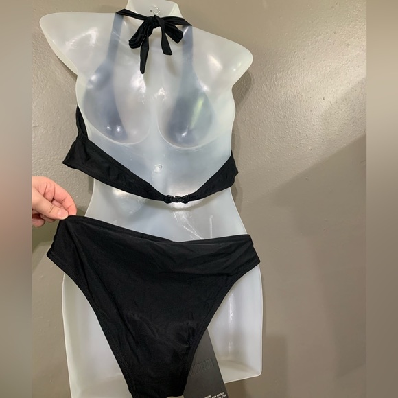 Missguided Black One Piece Swimsuit - Picture 2 of 4